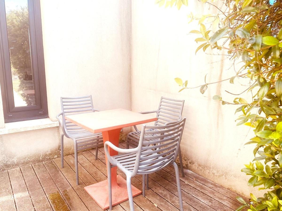 Les Madones Apartment Nîmes Exterior foto