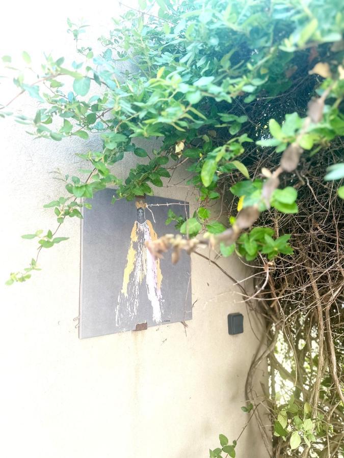 Les Madones Apartment Nîmes Exterior foto