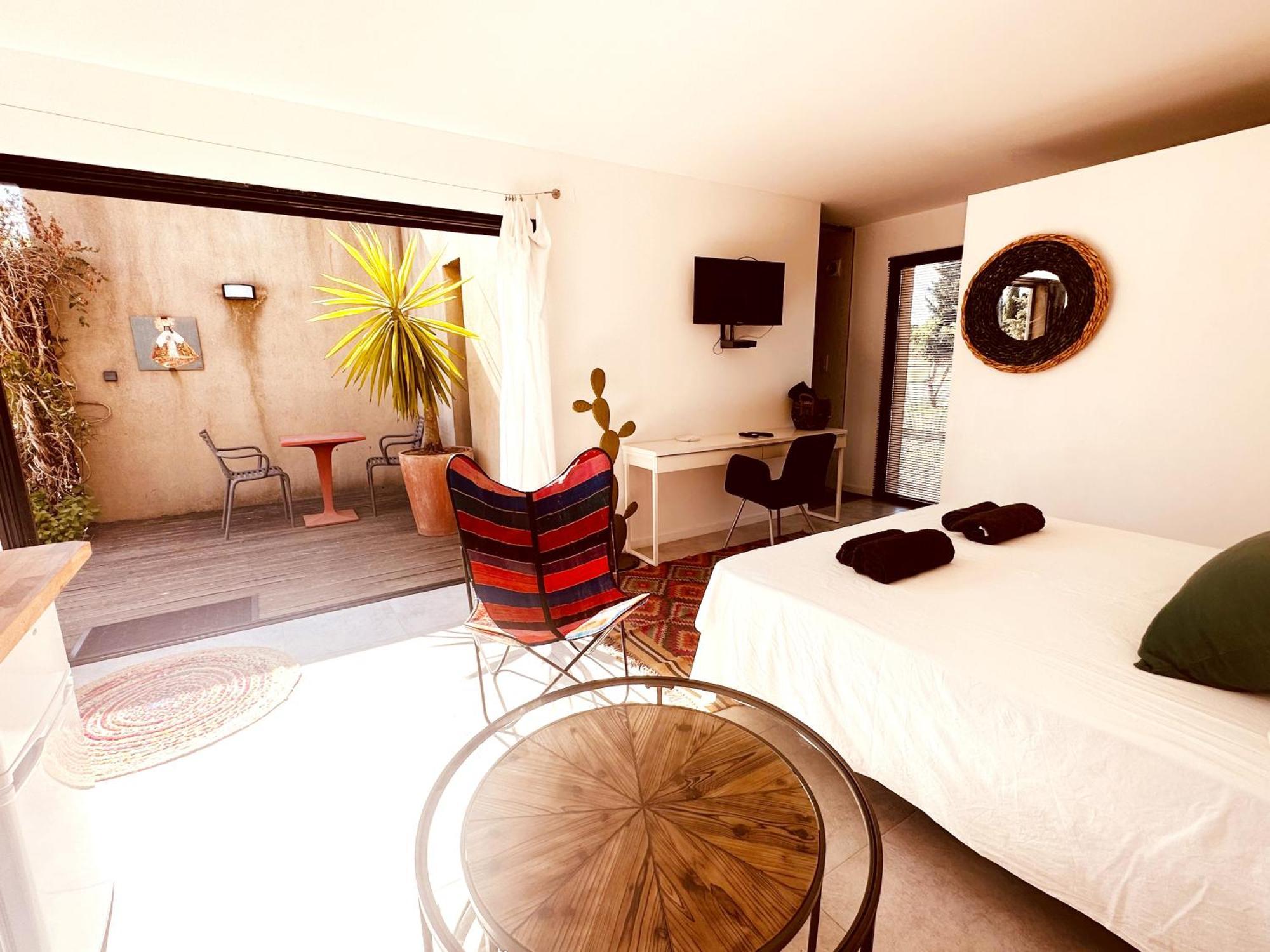 Les Madones Apartment Nîmes Exterior foto